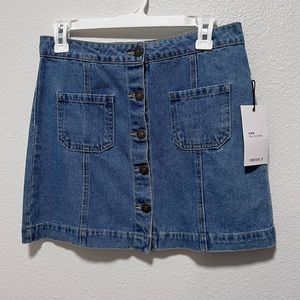 Forever 21 Medium Wash Denim Button Down Mini Skirt Size Medium